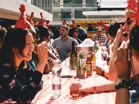 people chatting outside at an exclusive event as part of the major gift pipeline